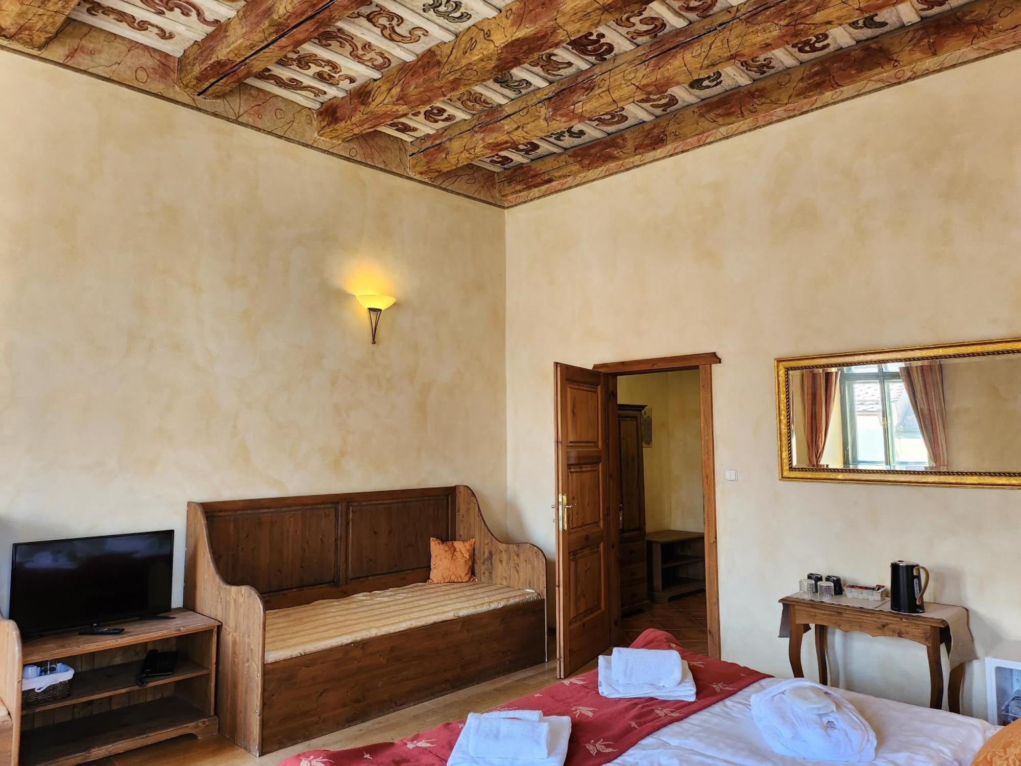 Hotel Opat Kutná Hora Buitenkant foto