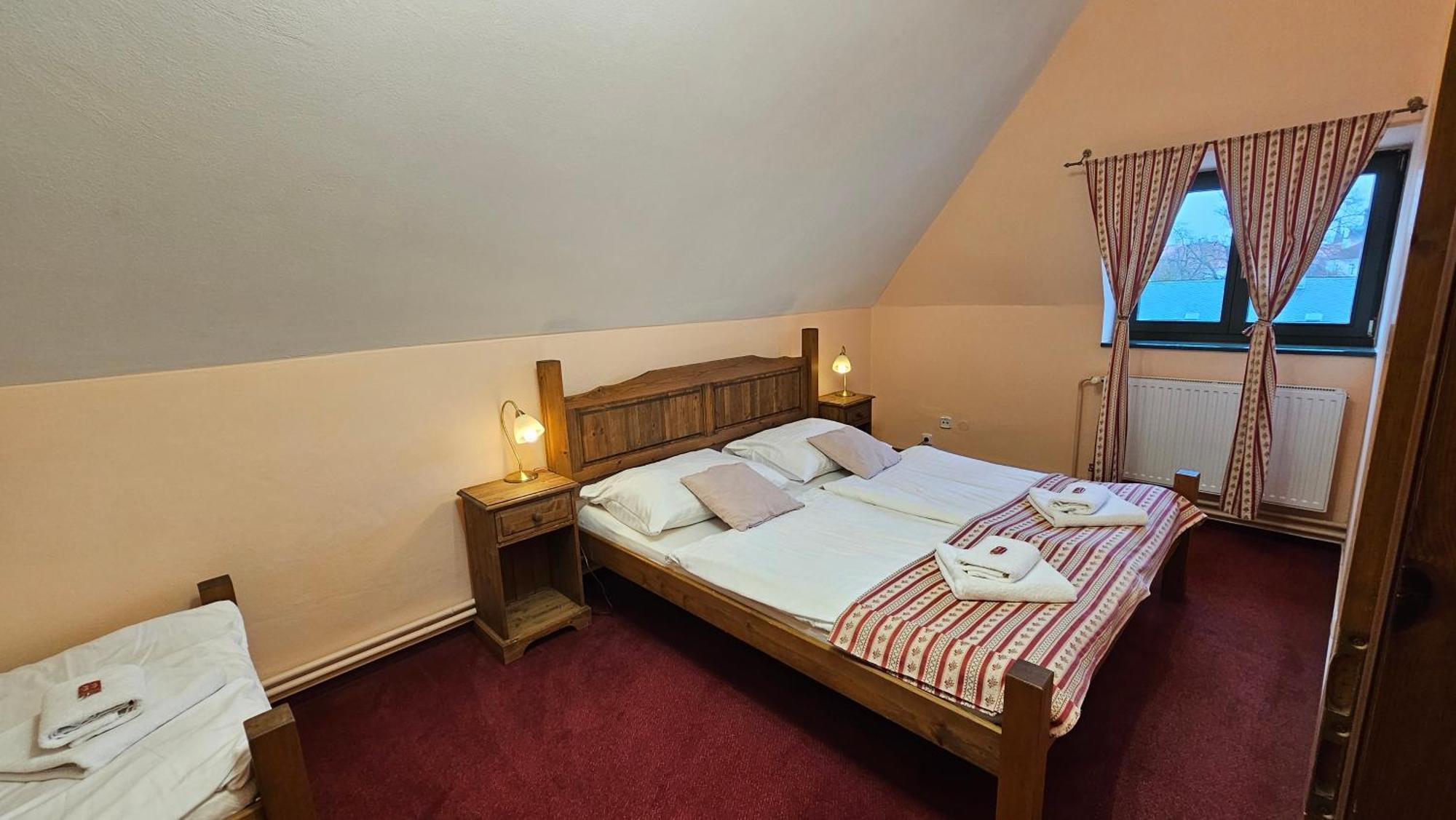 Hotel Opat Kutná Hora Buitenkant foto