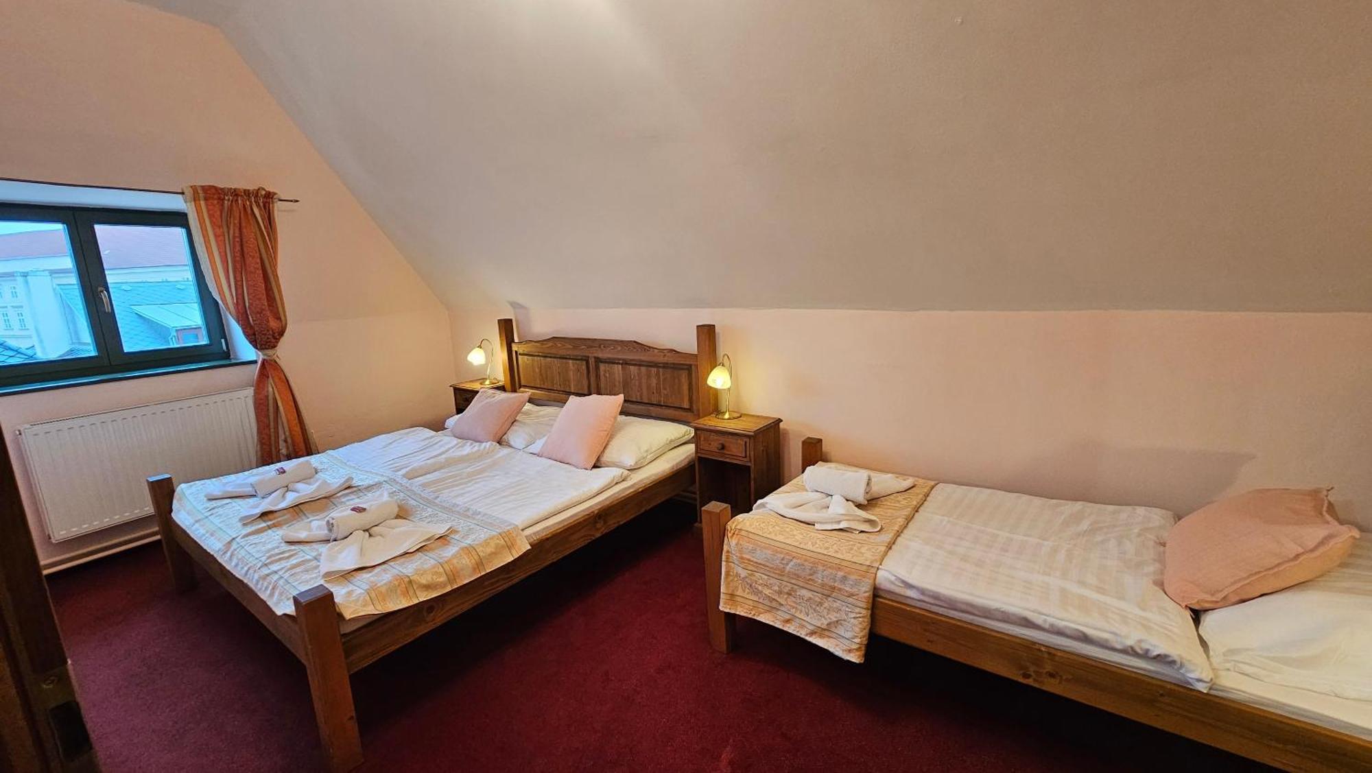 Hotel Opat Kutná Hora Buitenkant foto